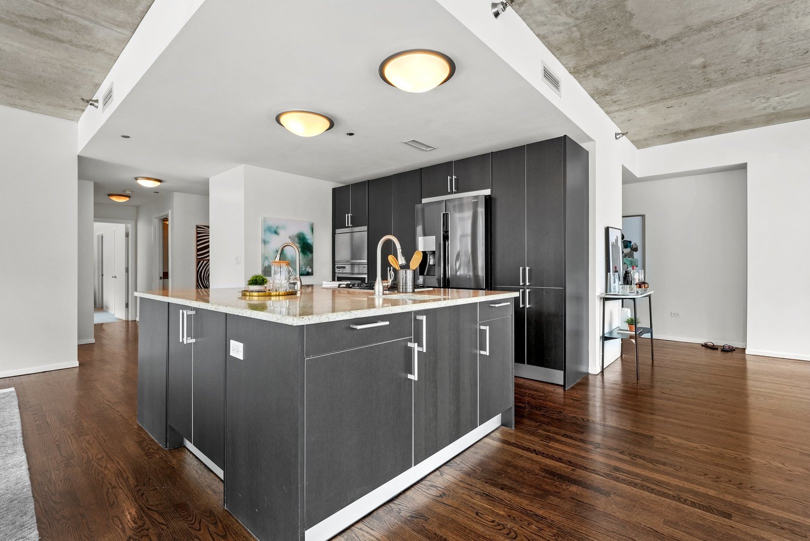 201 W Grand Avenue Unit: 802