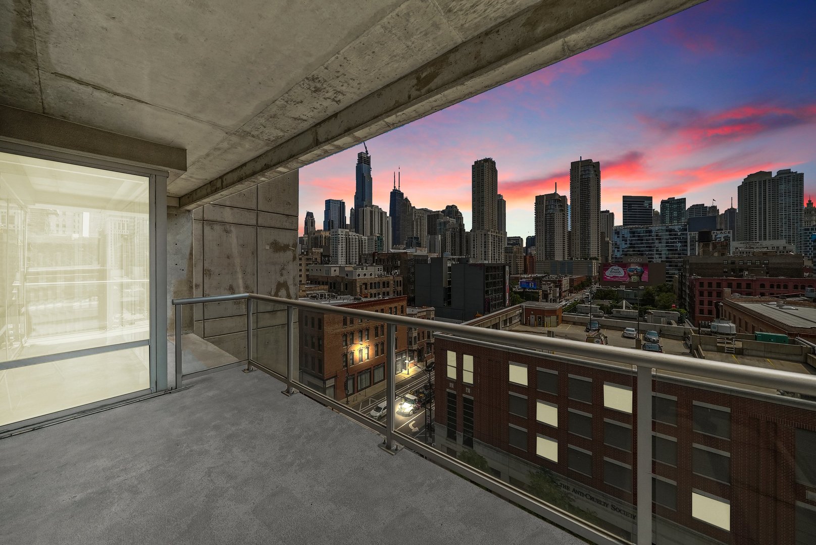 201 W Grand Avenue Unit: 802