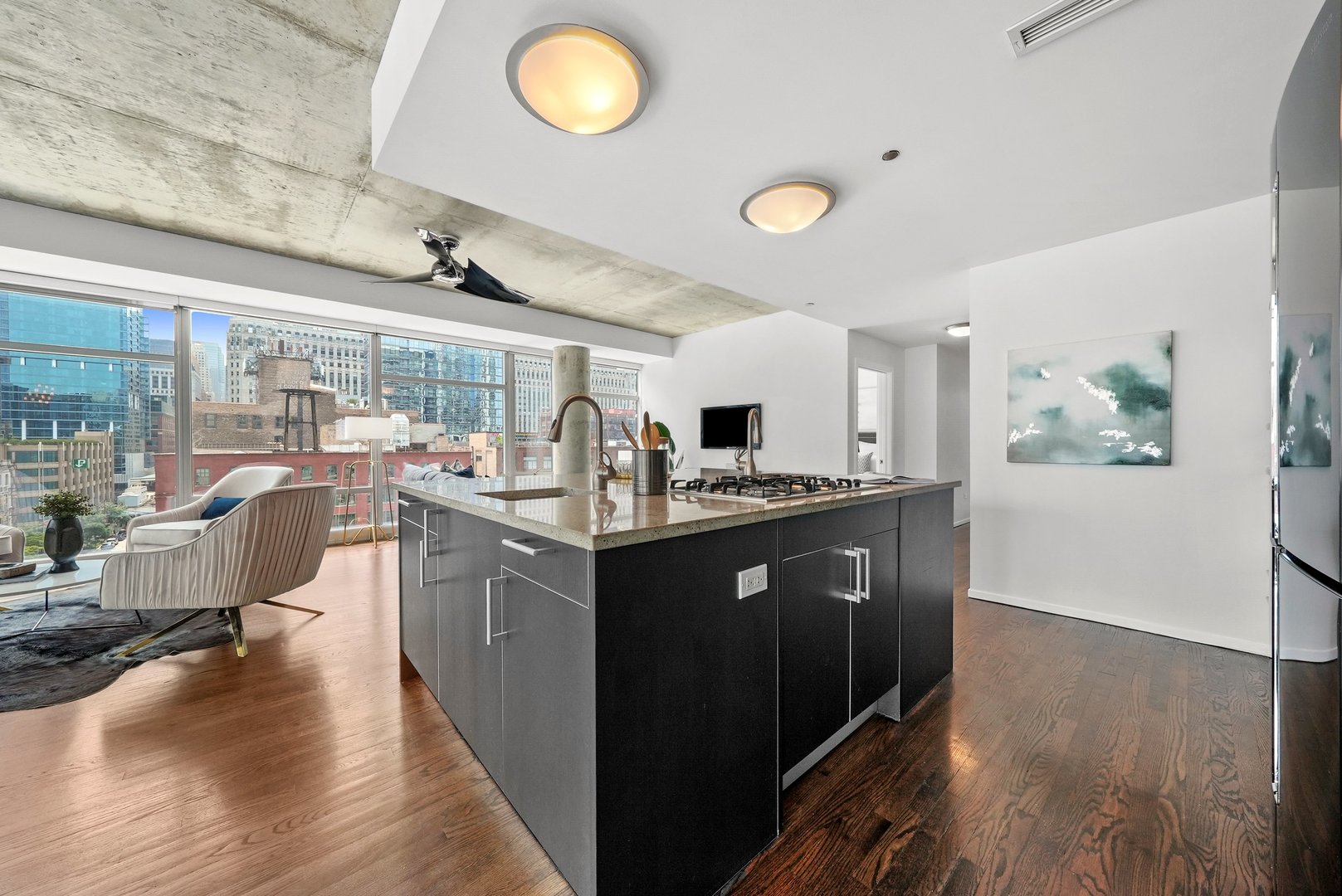 201 W Grand Avenue Unit: 802