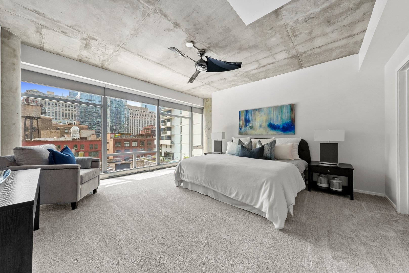 201 W Grand Avenue Unit: 802