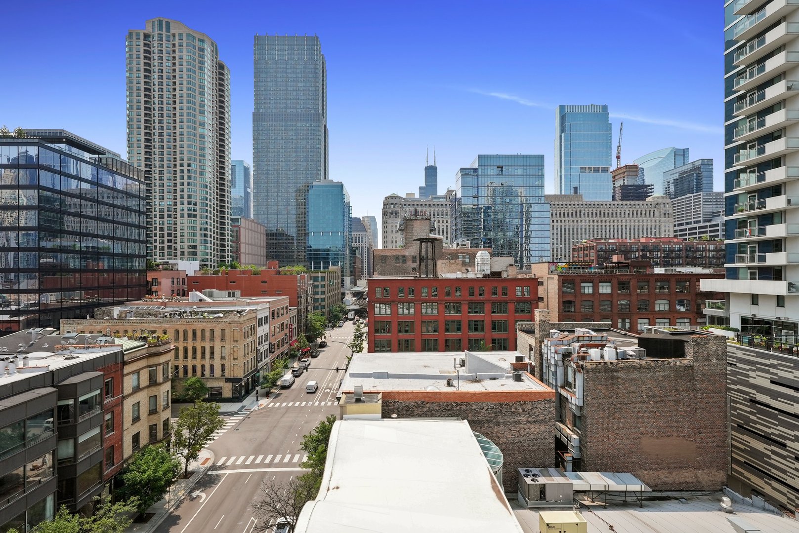 201 W Grand Avenue Unit: 802