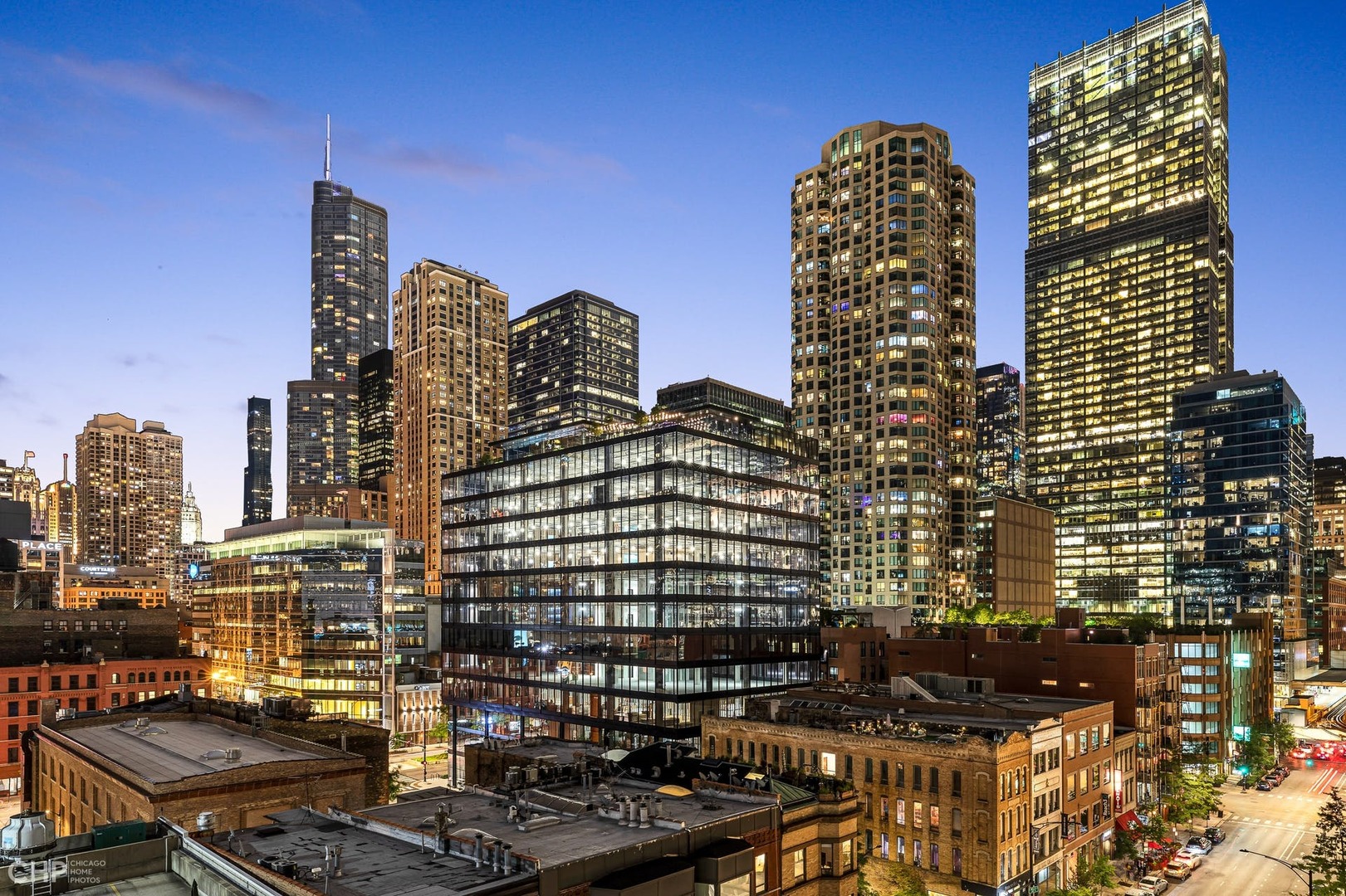 201 W Grand Avenue Unit: 802