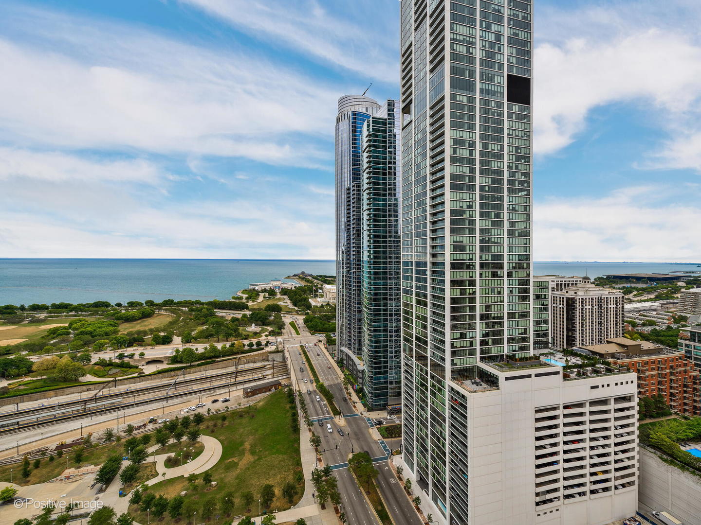 6 N MICHIGAN Avenue Unit: 711