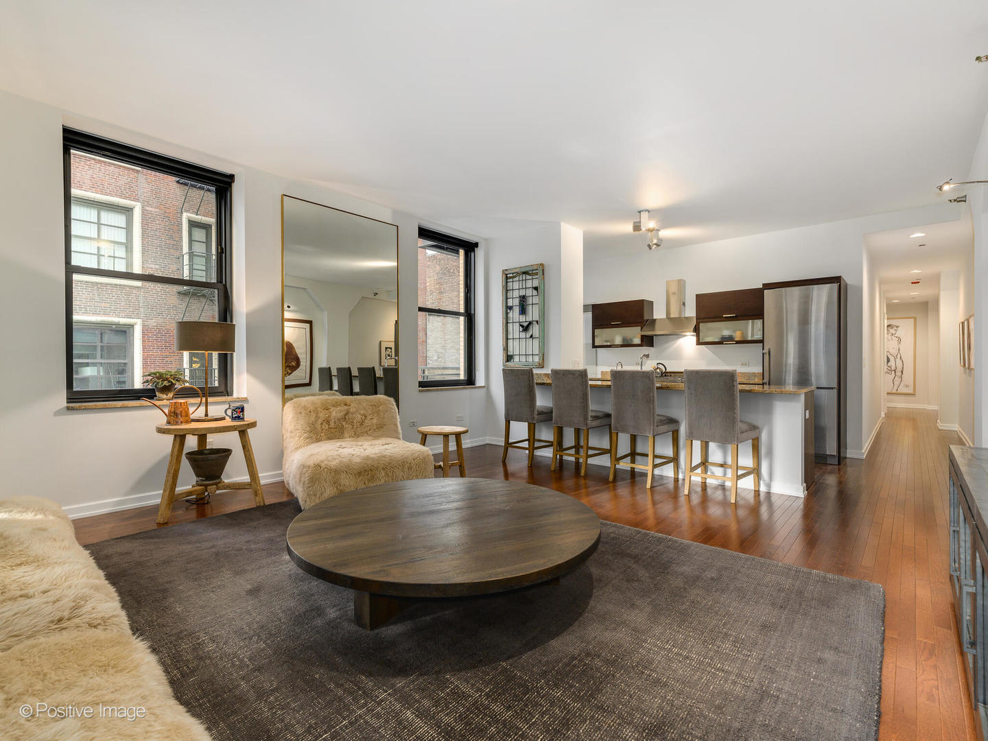 6 N MICHIGAN Avenue Unit: 711