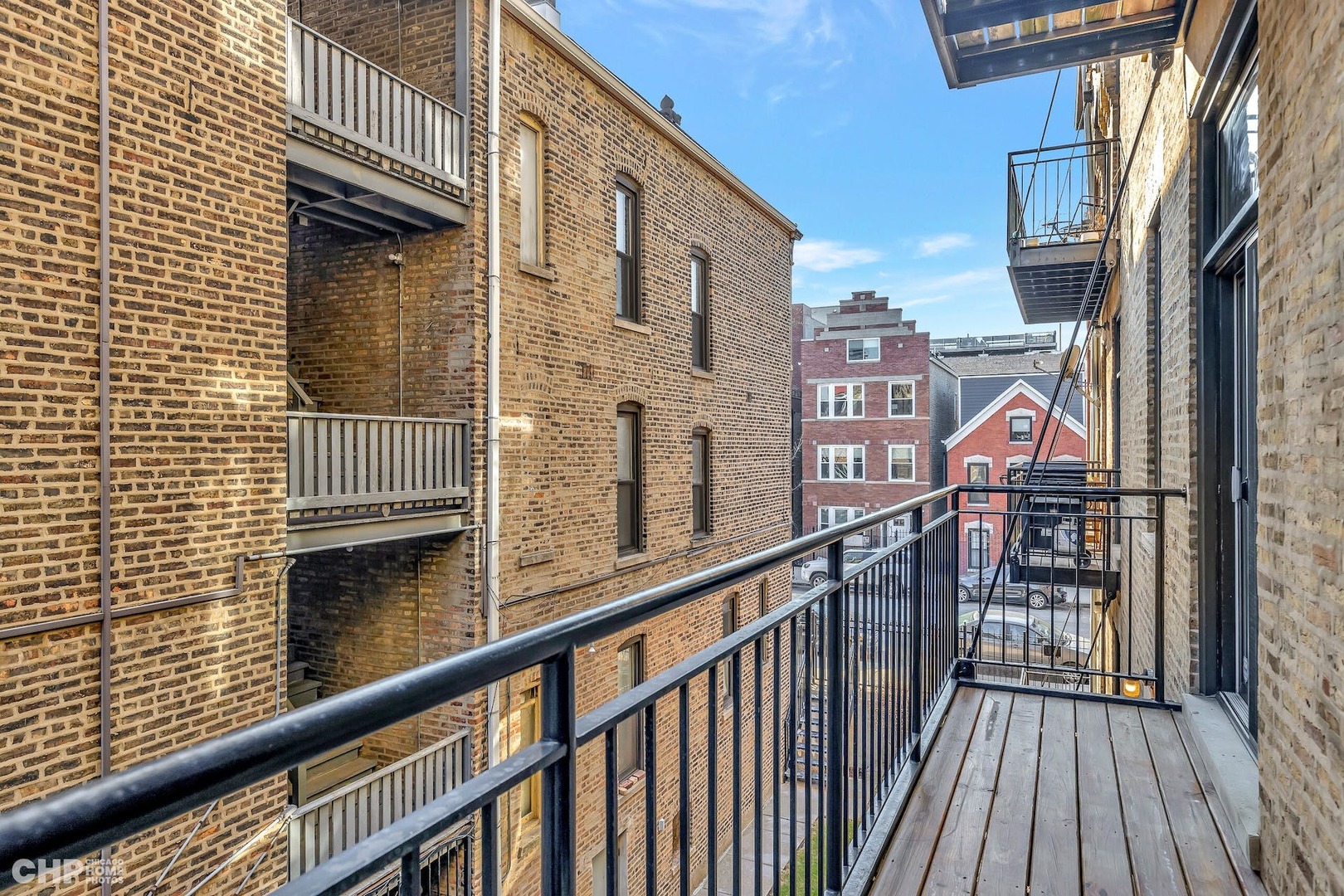 1315 N Bosworth Avenue Unit: 4