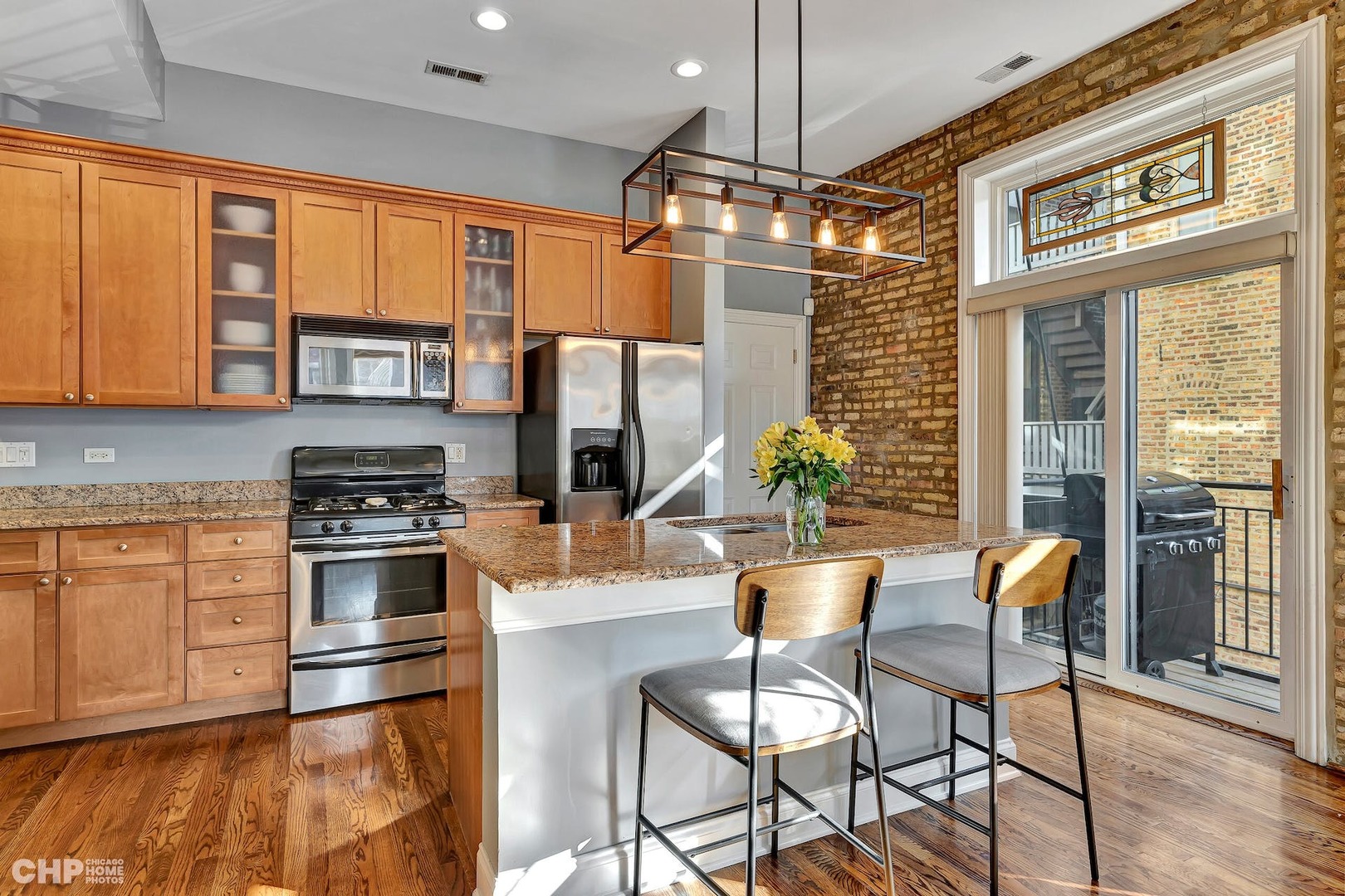 1315 N Bosworth Avenue Unit: 4