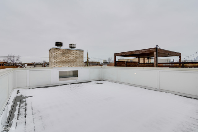 1936 W Erie Street