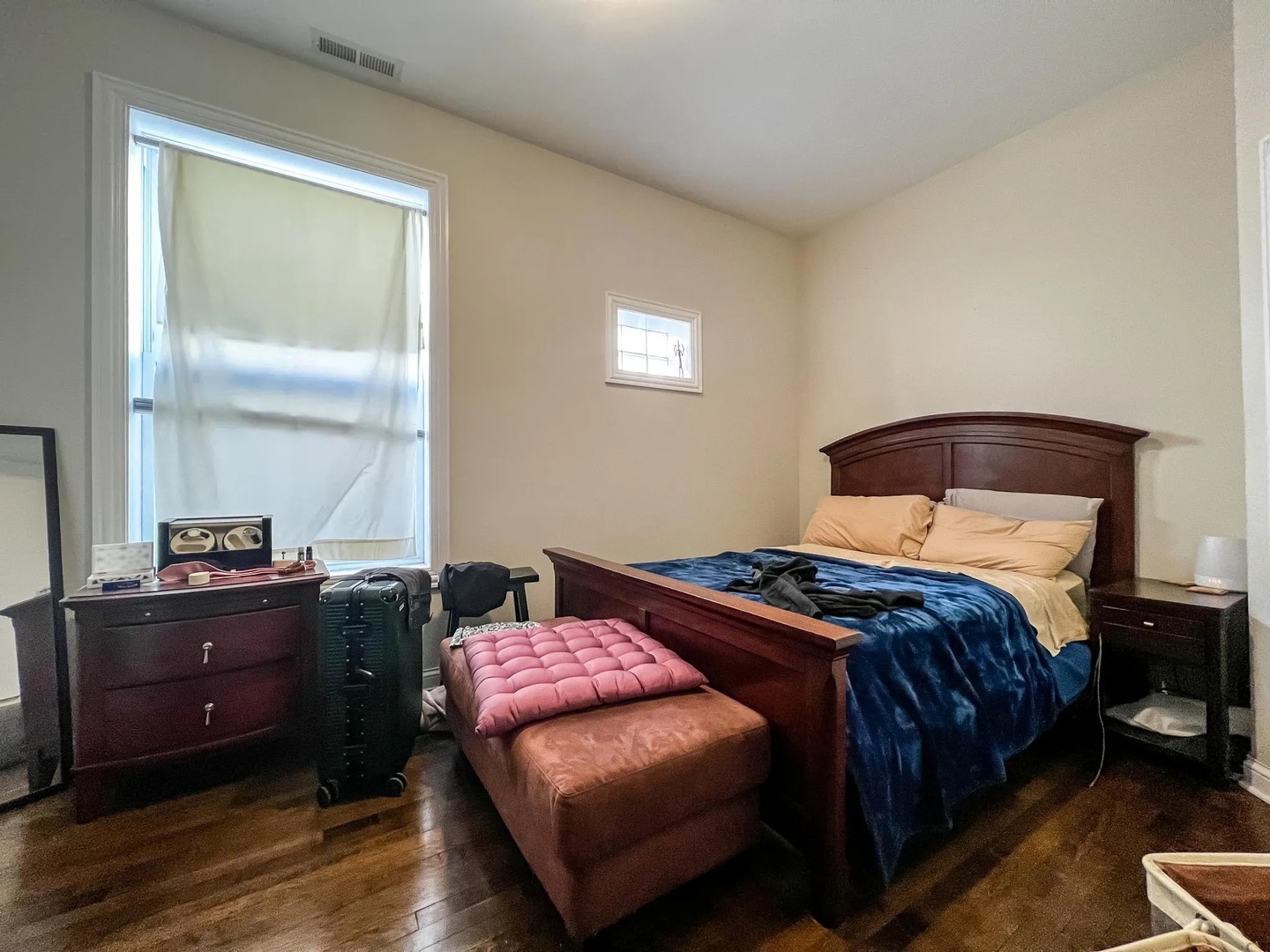 2742 N Albany Avenue Unit: 2