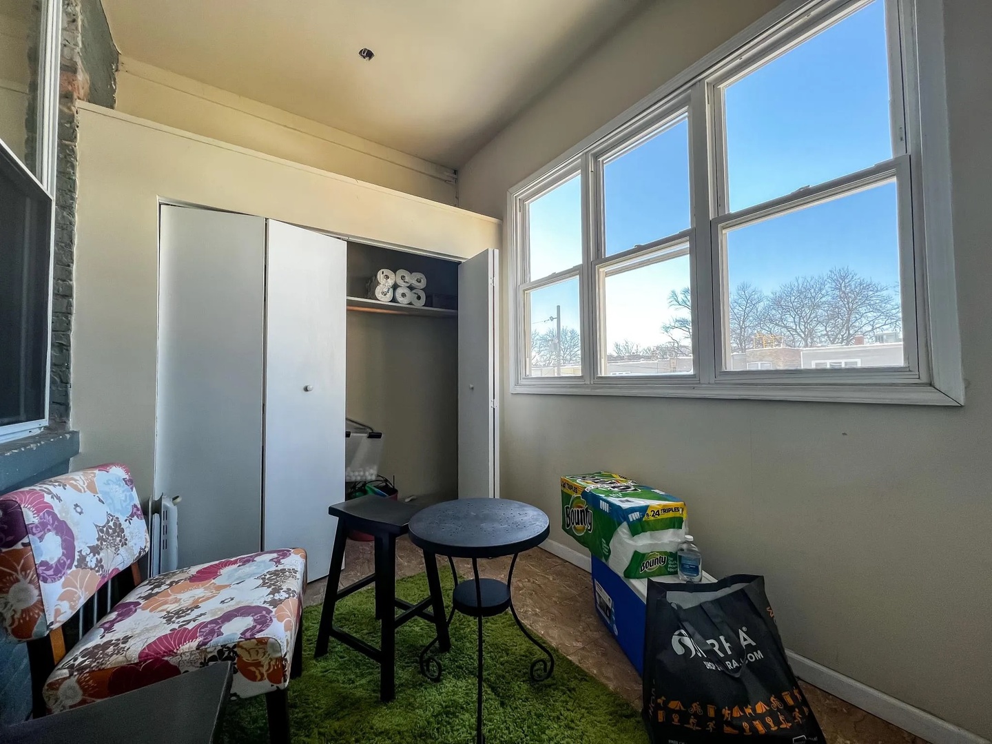 2742 N Albany Avenue Unit: 2