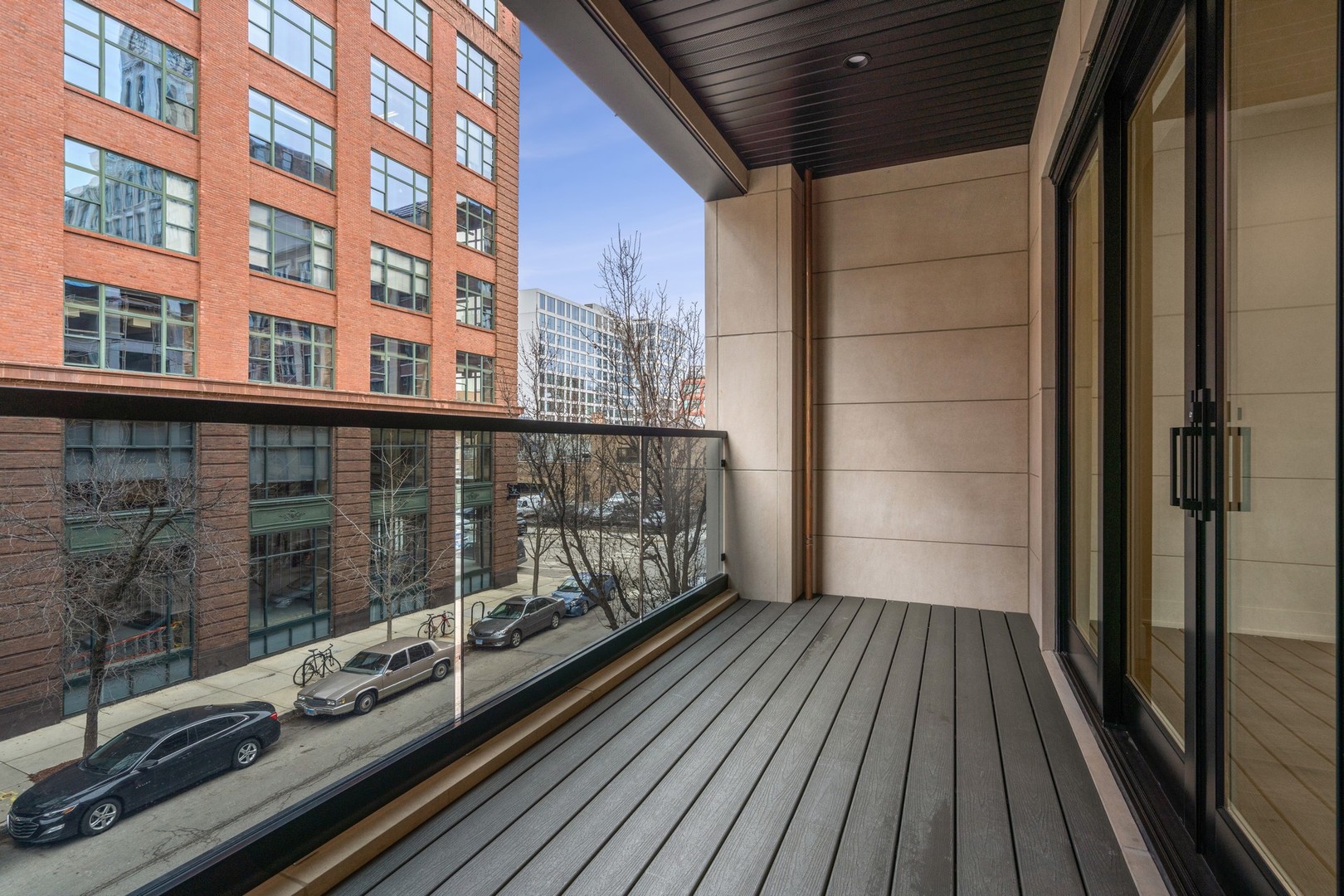 232 S Green Street Unit: 3S