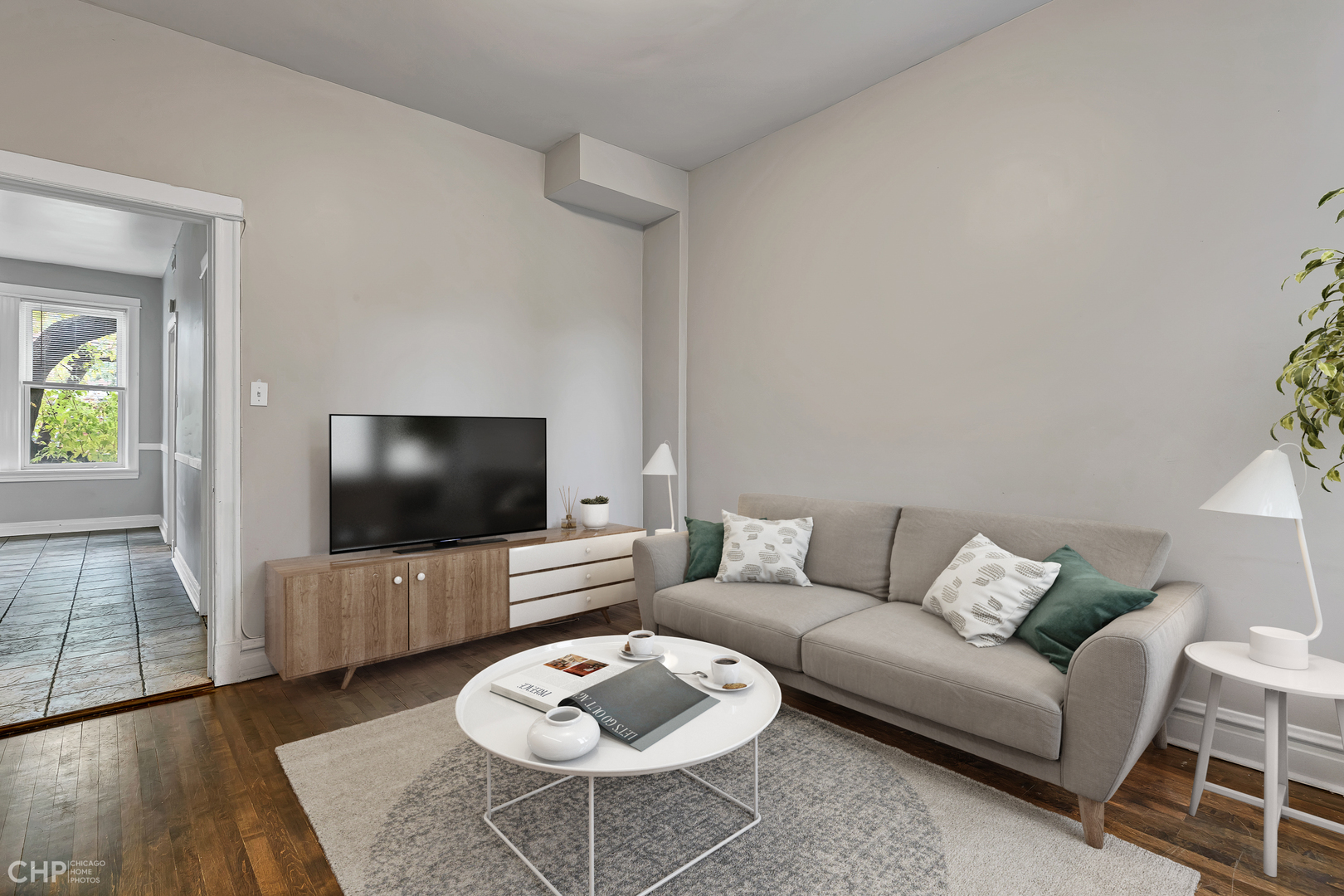 2346 W Thomas Street Unit: 2R
