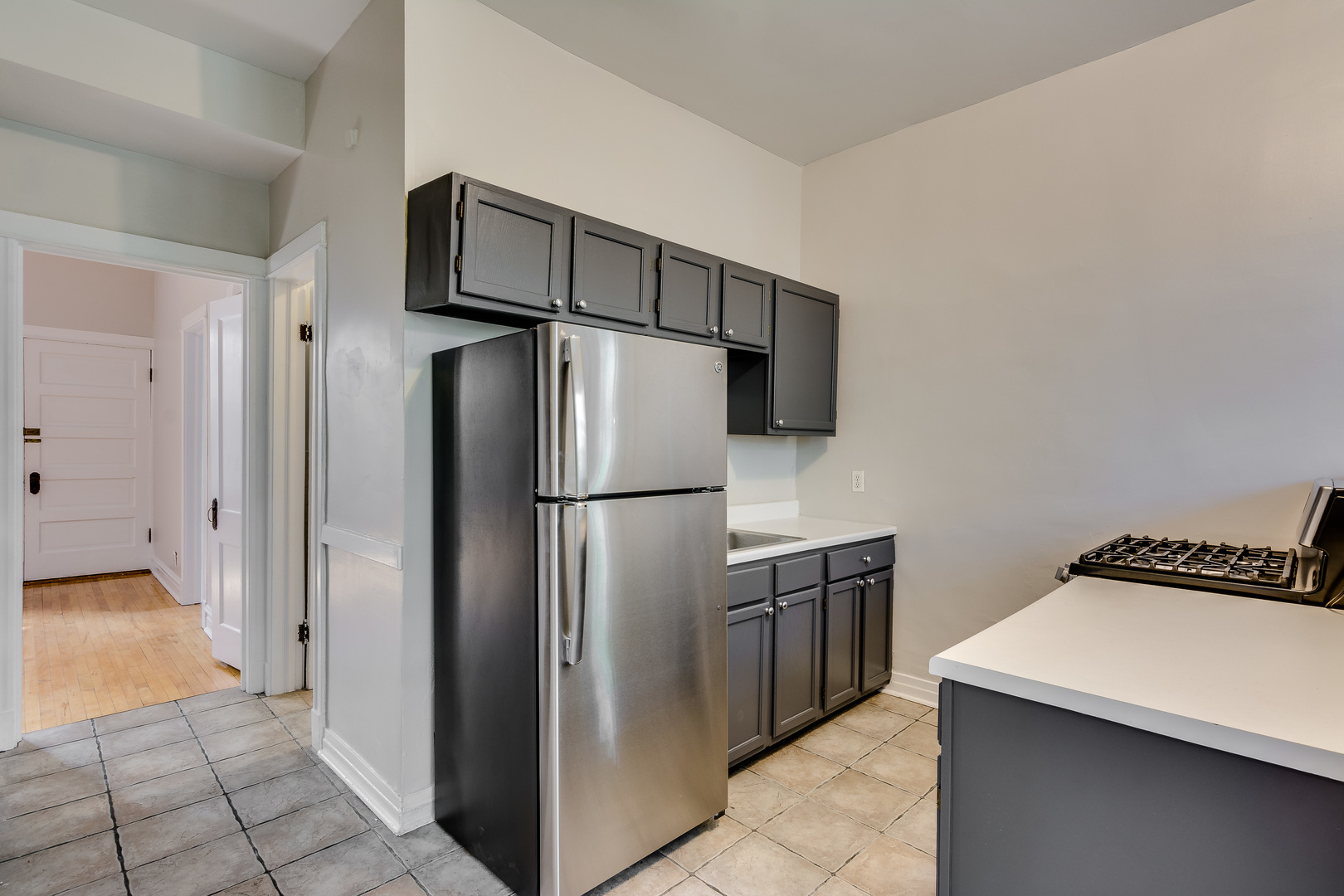 2346 W Thomas Street Unit: 2R