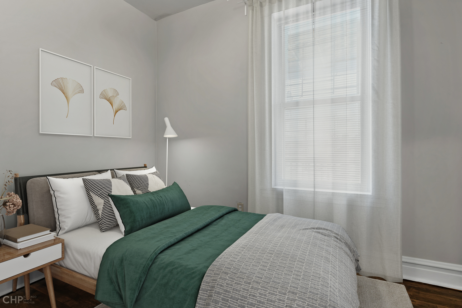 2346 W Thomas Street Unit: 2R