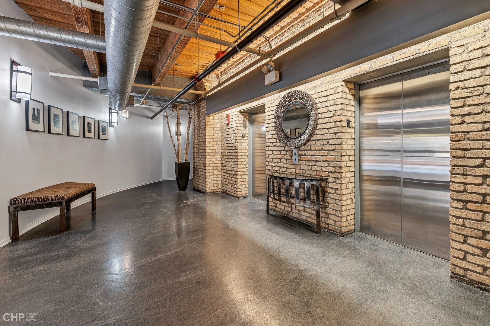 375 W ERIE Street Unit: 516