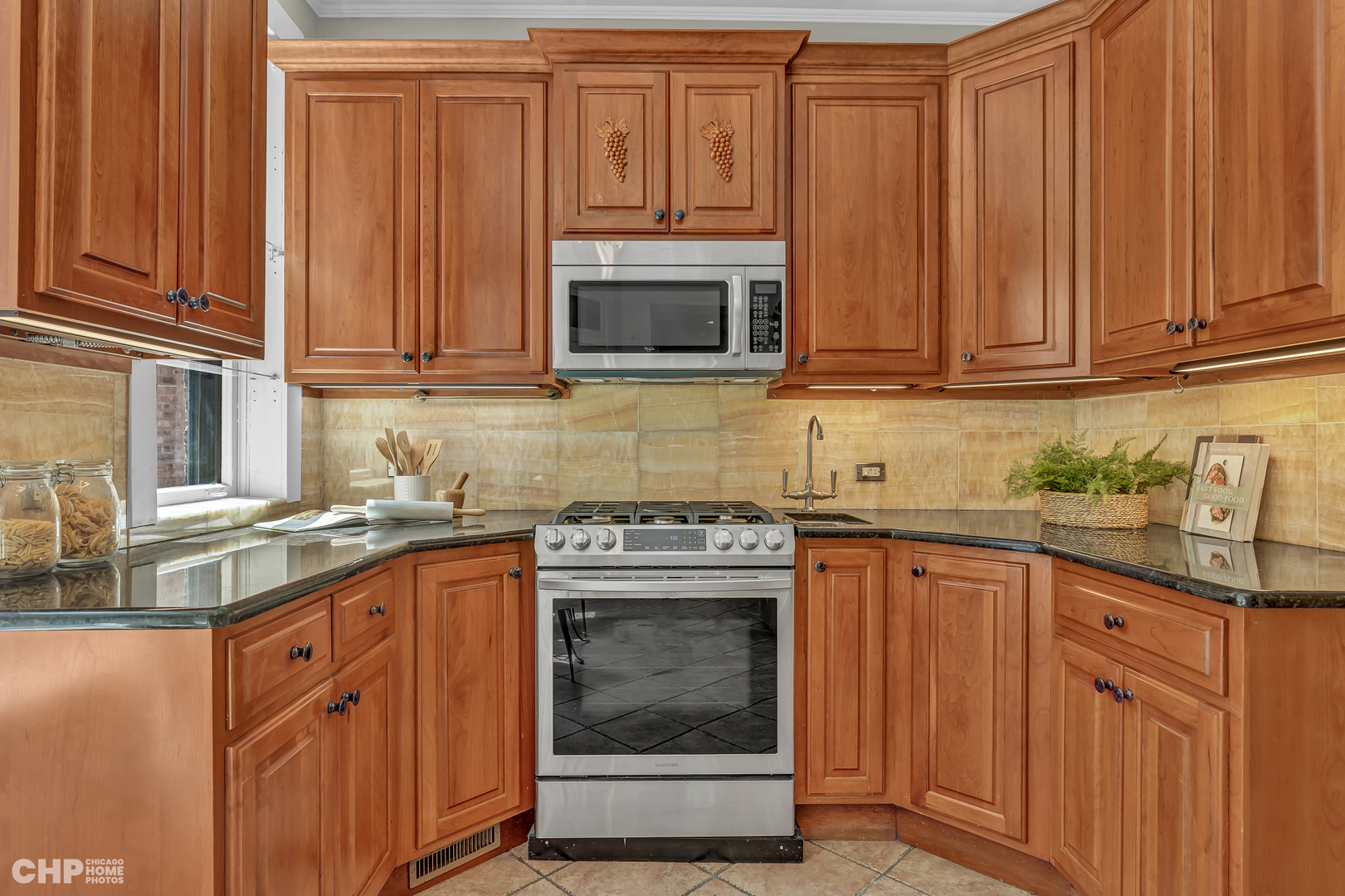 5436 S Hyde Park Boulevard Unit: 1S