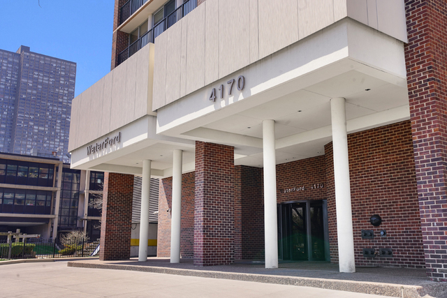 4170 N Marine Drive Unit: 4G