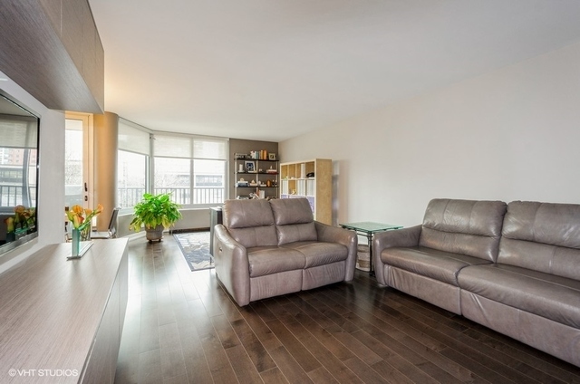 4170 N Marine Drive Unit: 4G