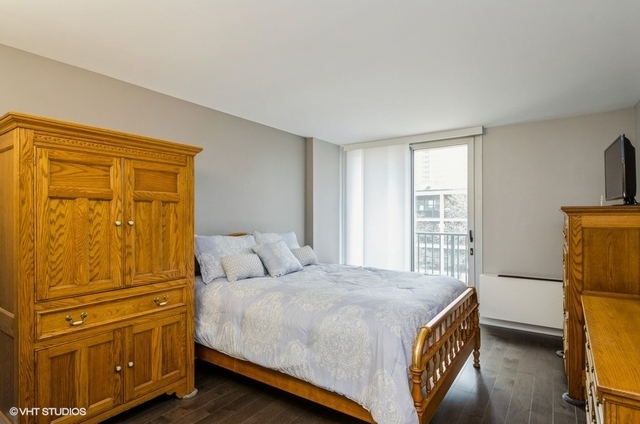 4170 N Marine Drive Unit: 4G