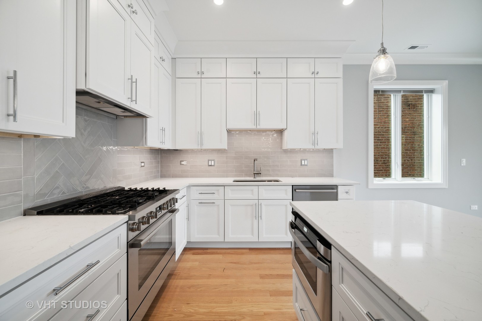 4819 N Ashland Avenue Unit: 1E