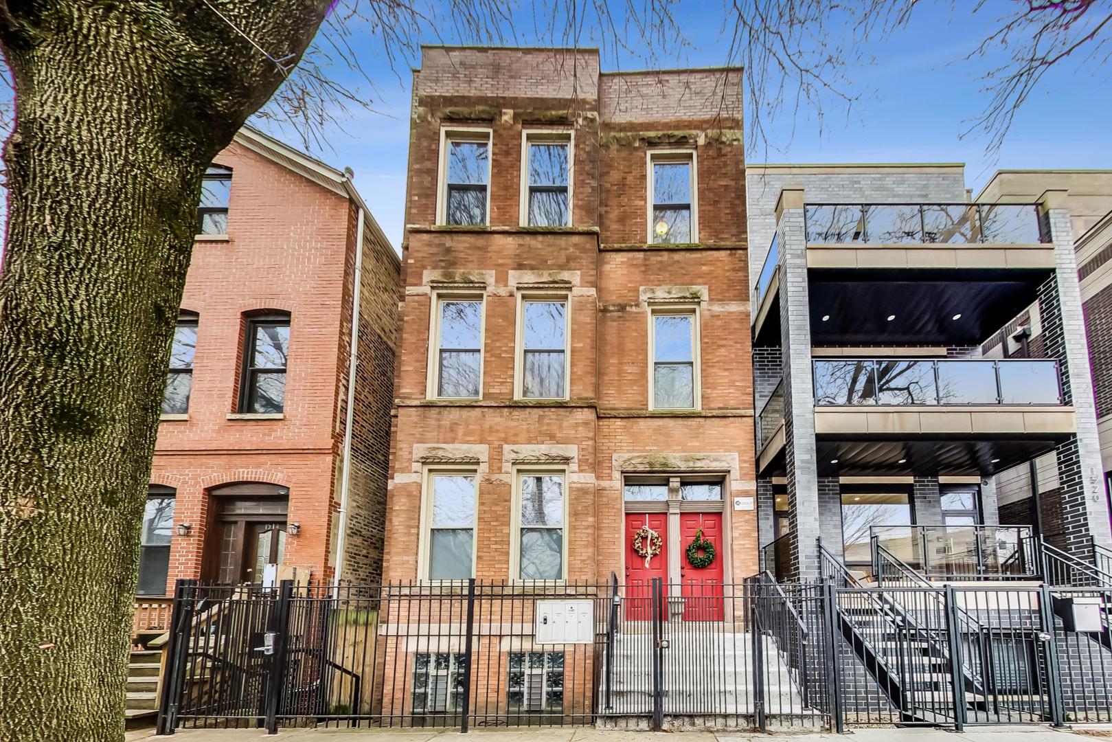 1518 N Elk Grove Avenue Unit: 3