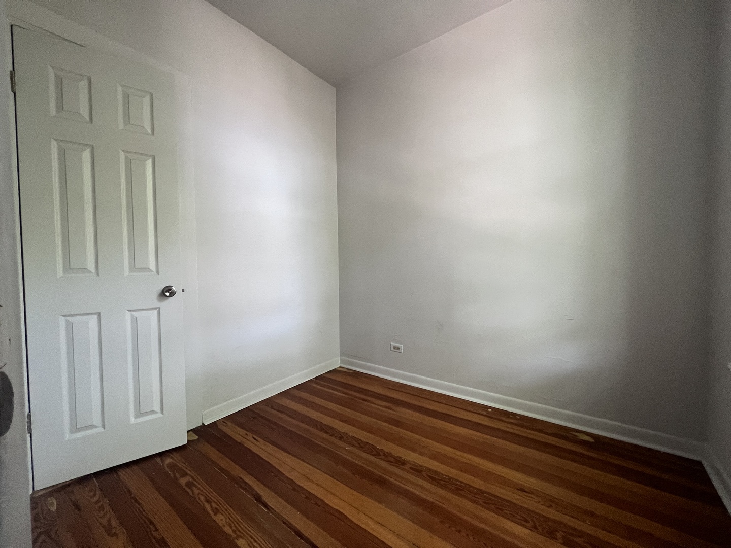 1518 N Elk Grove Avenue Unit: 3