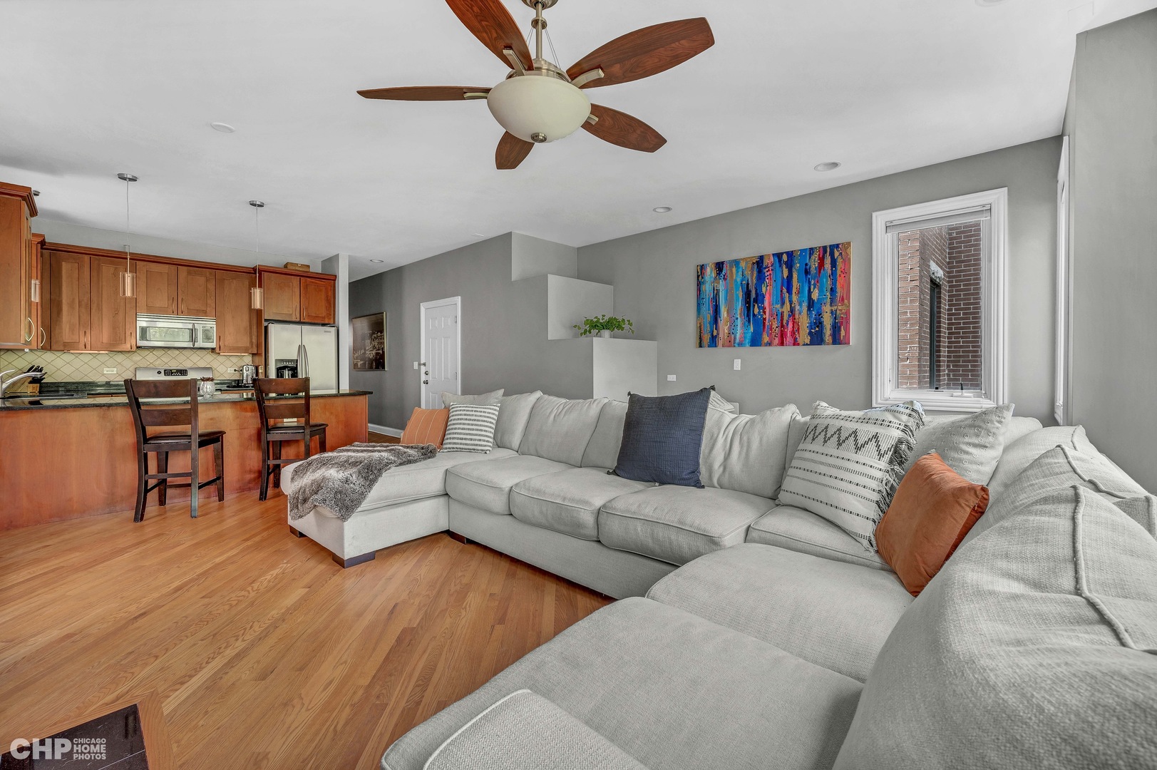 1823 W IOWA Street Unit: 2