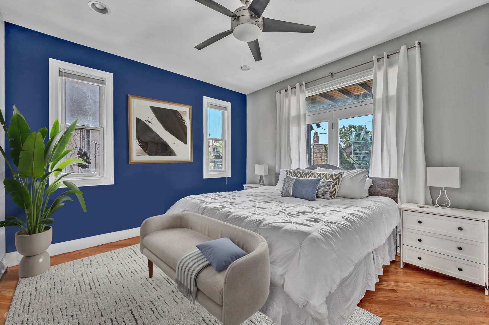 1823 W IOWA Street Unit: 2