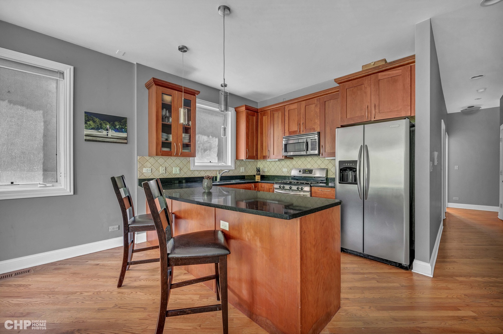 1823 W IOWA Street Unit: 2