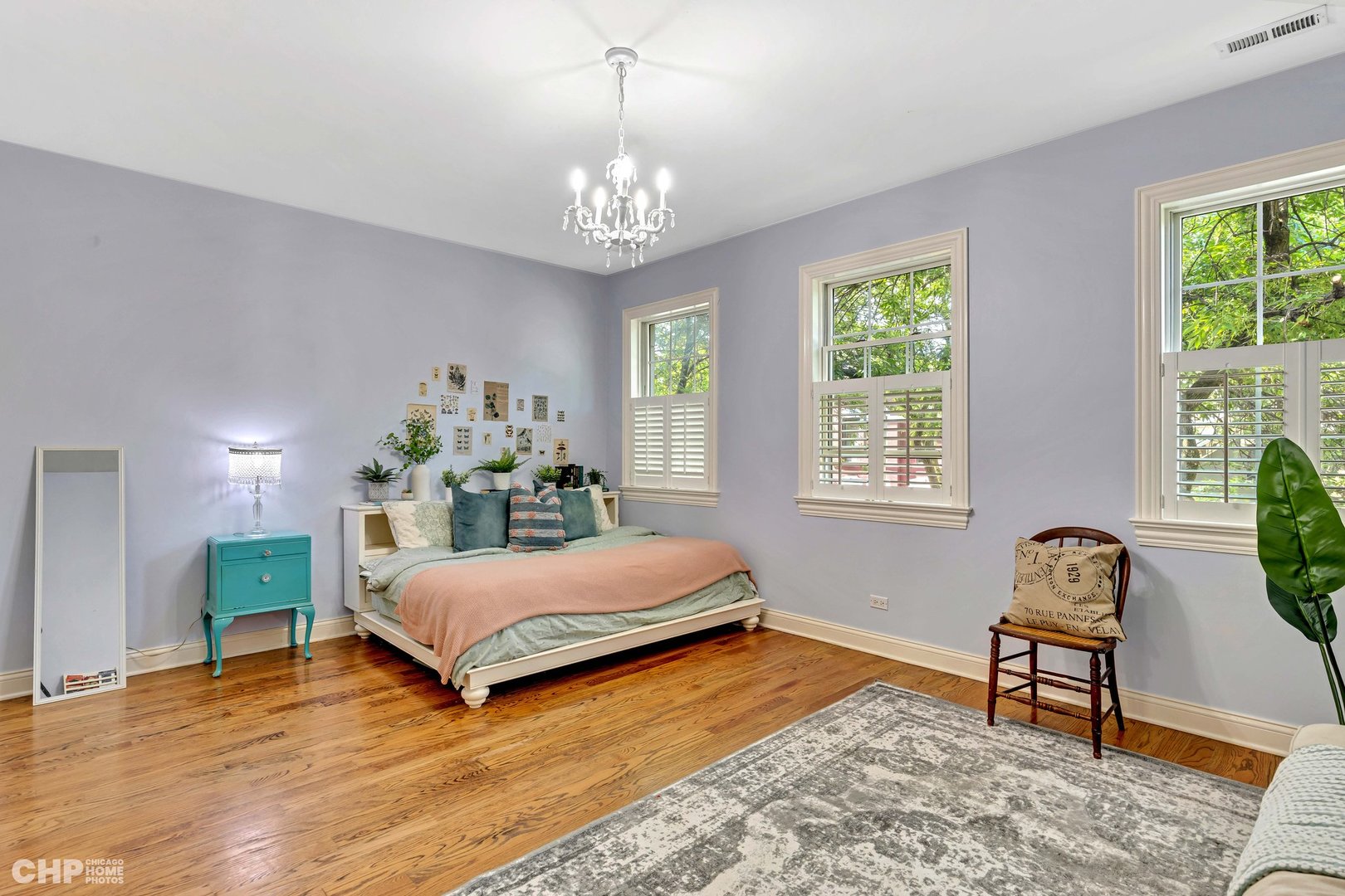1723 W SUPERIOR Street