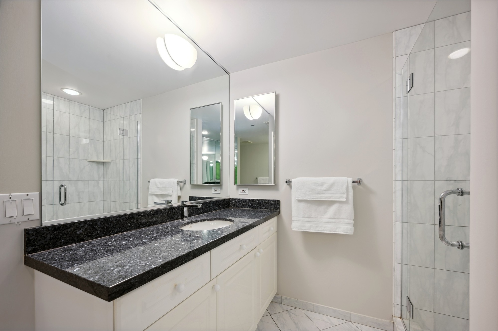 33 W Huron Street Unit: 508
