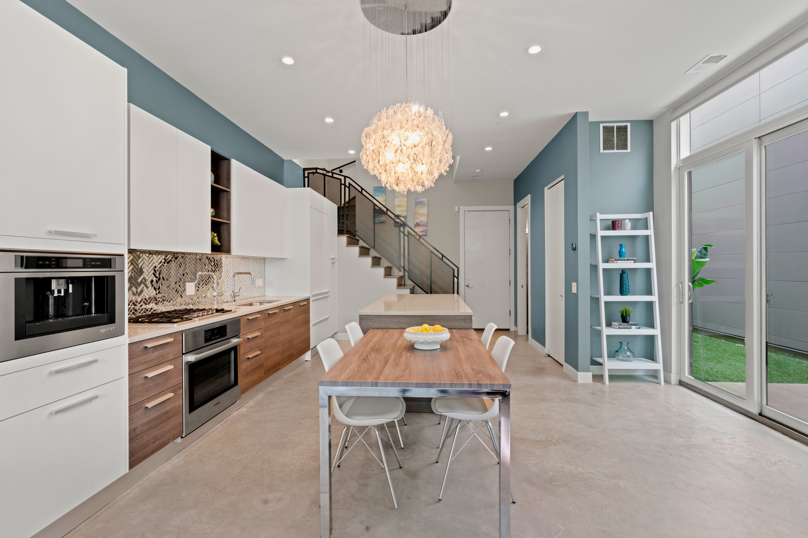 1015 N Cleveland Avenue Unit: 1