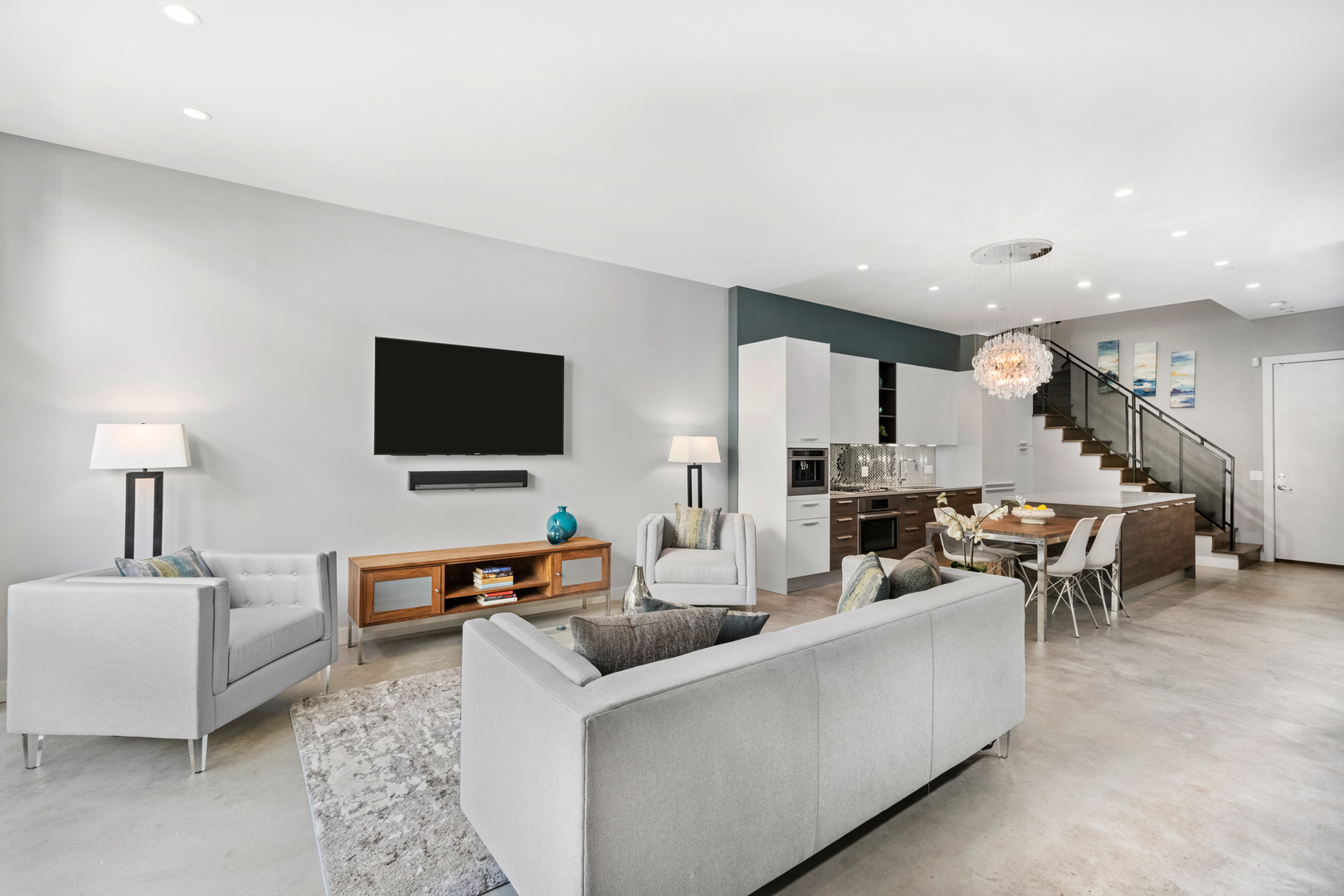 1015 N Cleveland Avenue Unit: 1