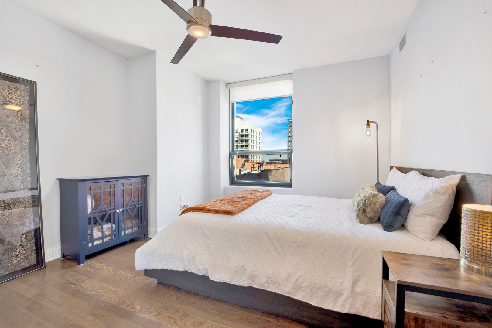 400 W Ontario Street Unit: 803