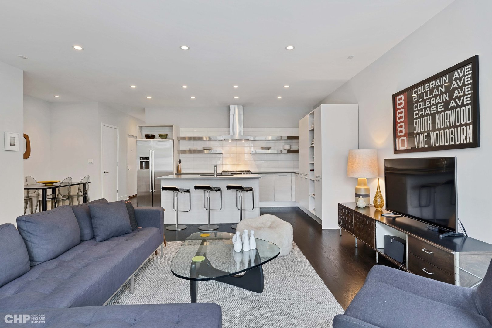 2724 W Armitage Avenue Unit: 2E
