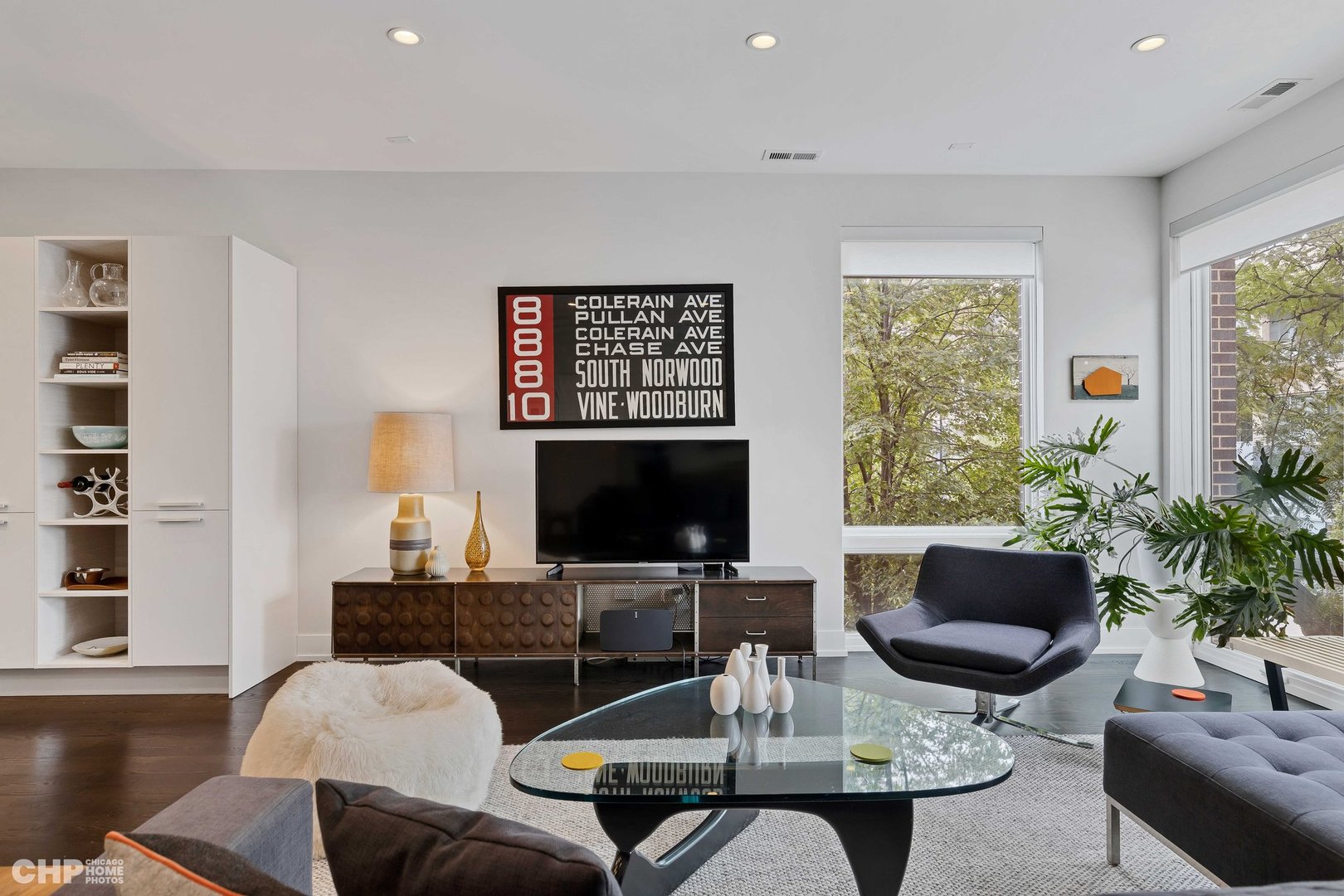 2724 W Armitage Avenue Unit: 2E