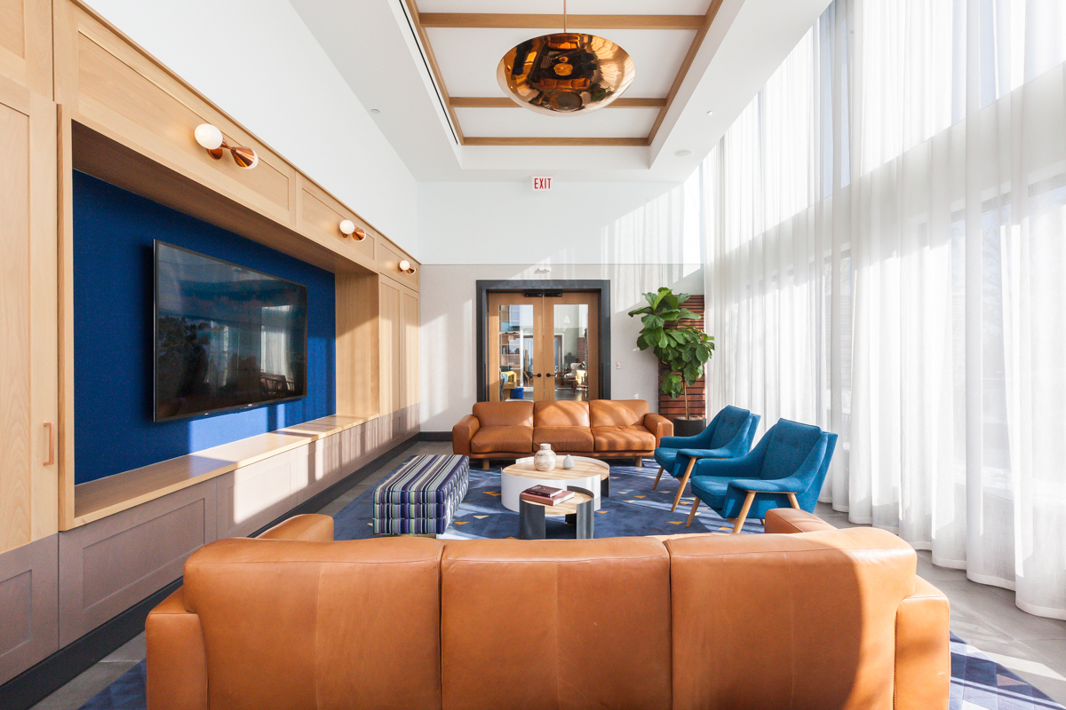 1035 W Van Buren Street Unit: 2101