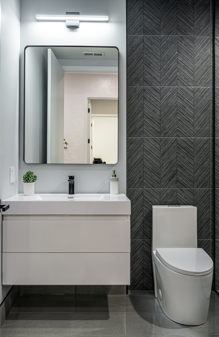 2024 W Irving Park Road Unit: 301