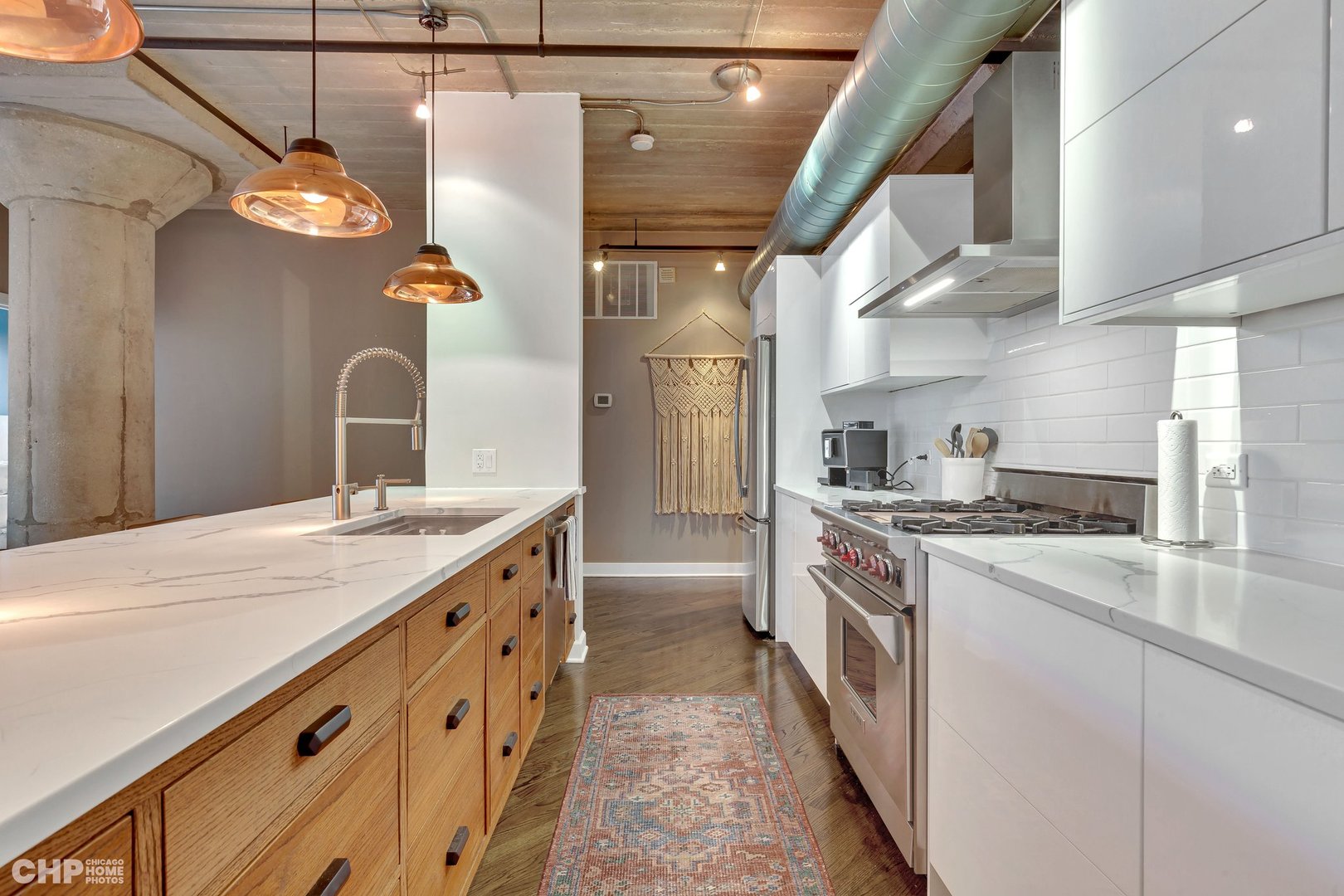 411 W Ontario Street Unit: 321