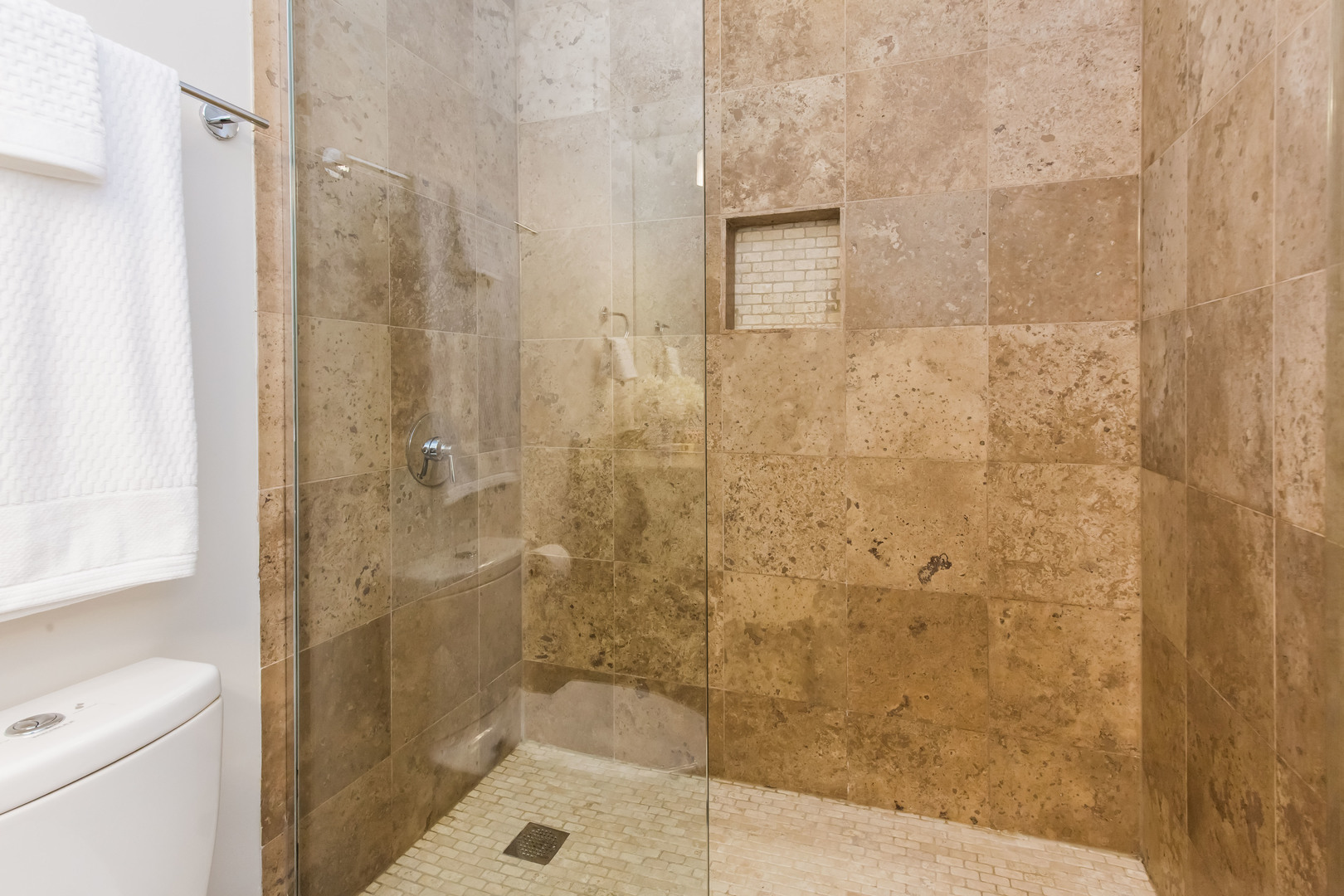 440 N McClurg Court Unit: 1206