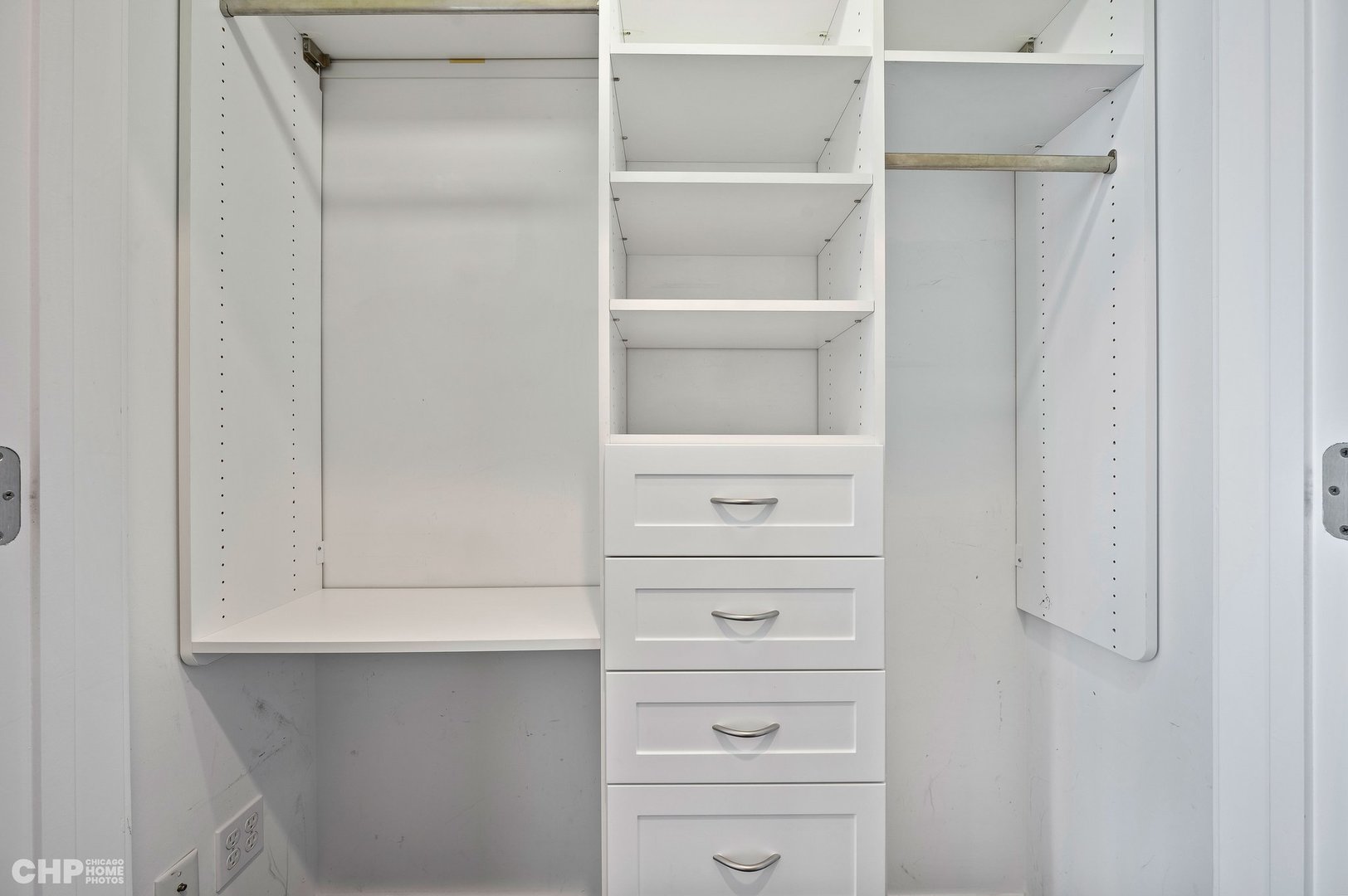 150 W Superior Street Unit: 705