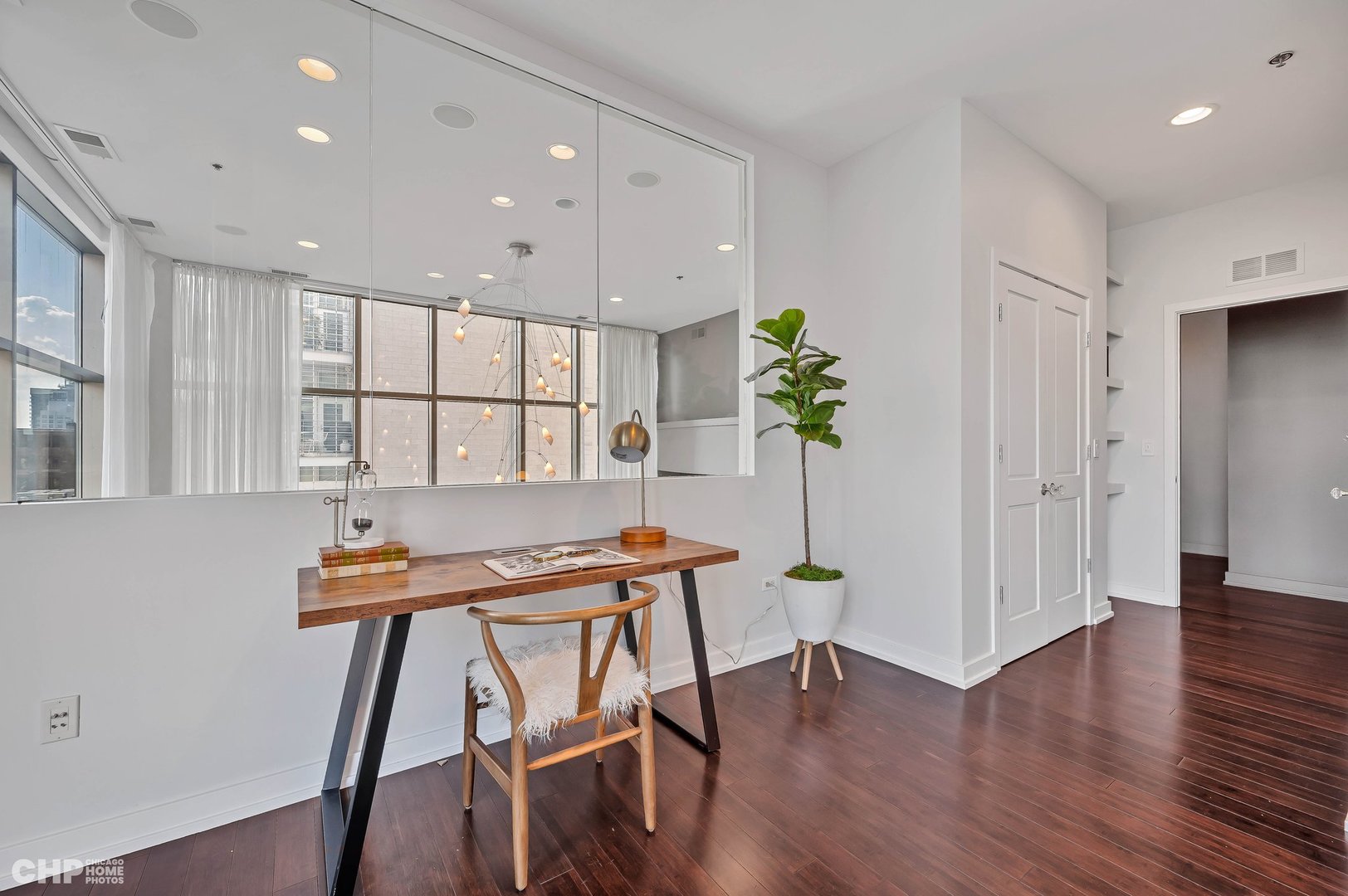 150 W Superior Street Unit: 705