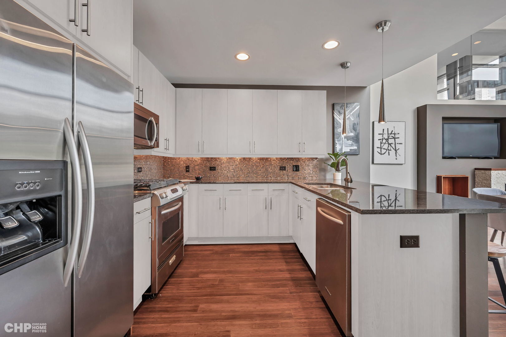 150 W Superior Street Unit: 705