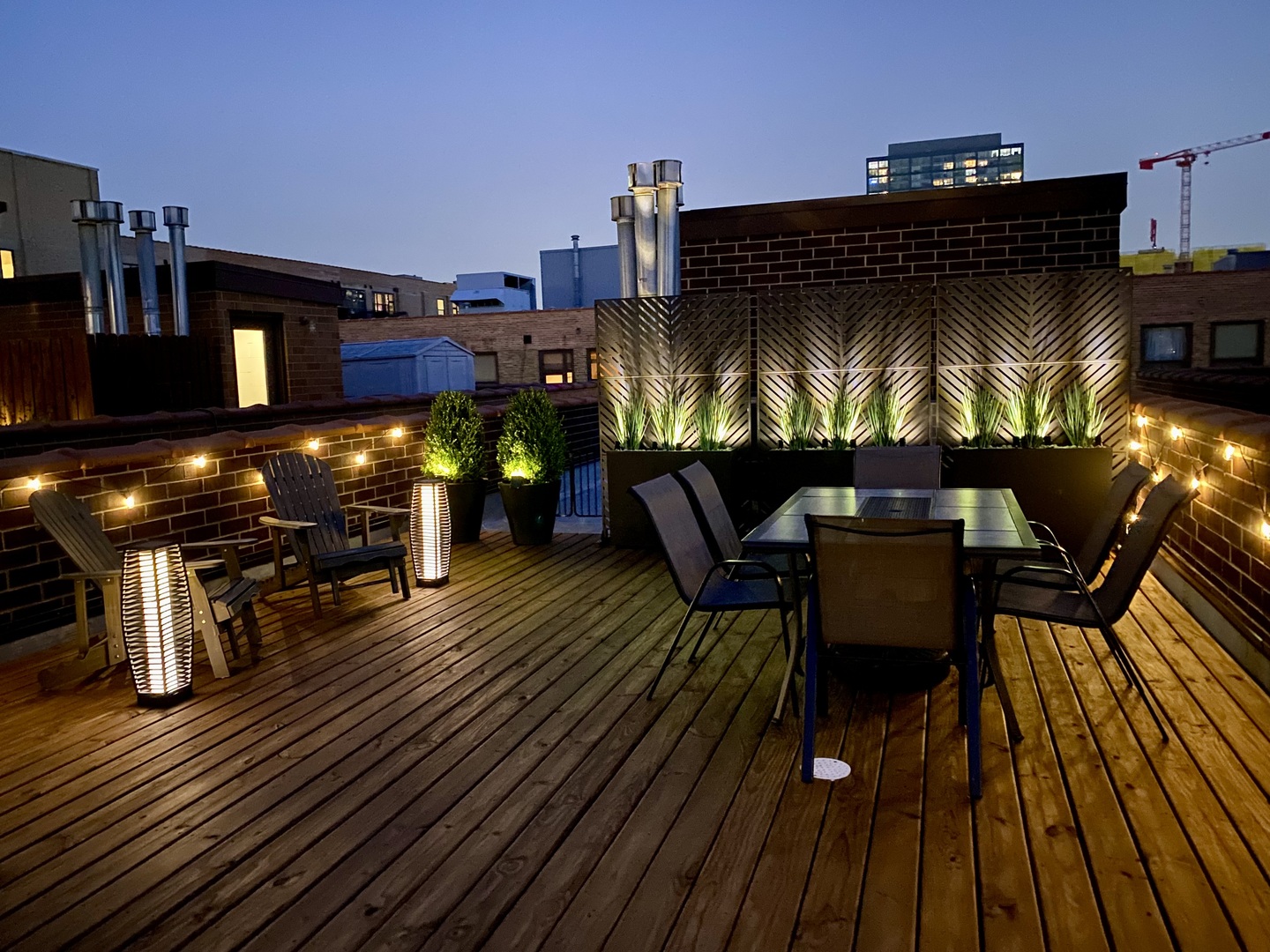1045 W Monroe Street Unit: 4