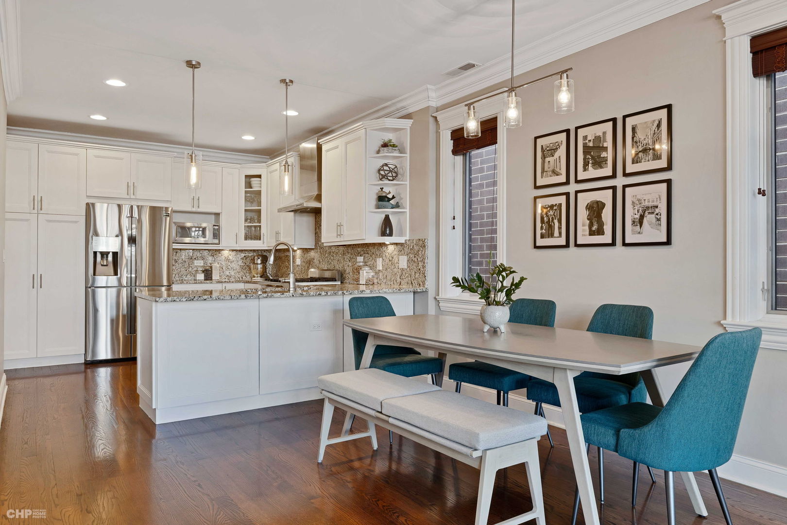 1045 W Monroe Street Unit: 4