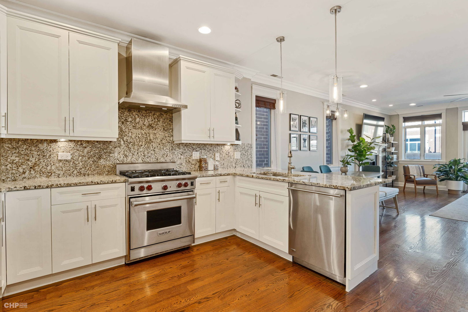 1045 W Monroe Street Unit: 4