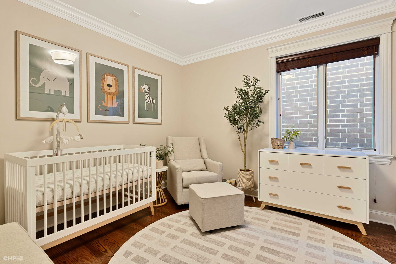 1045 W Monroe Street Unit: 4