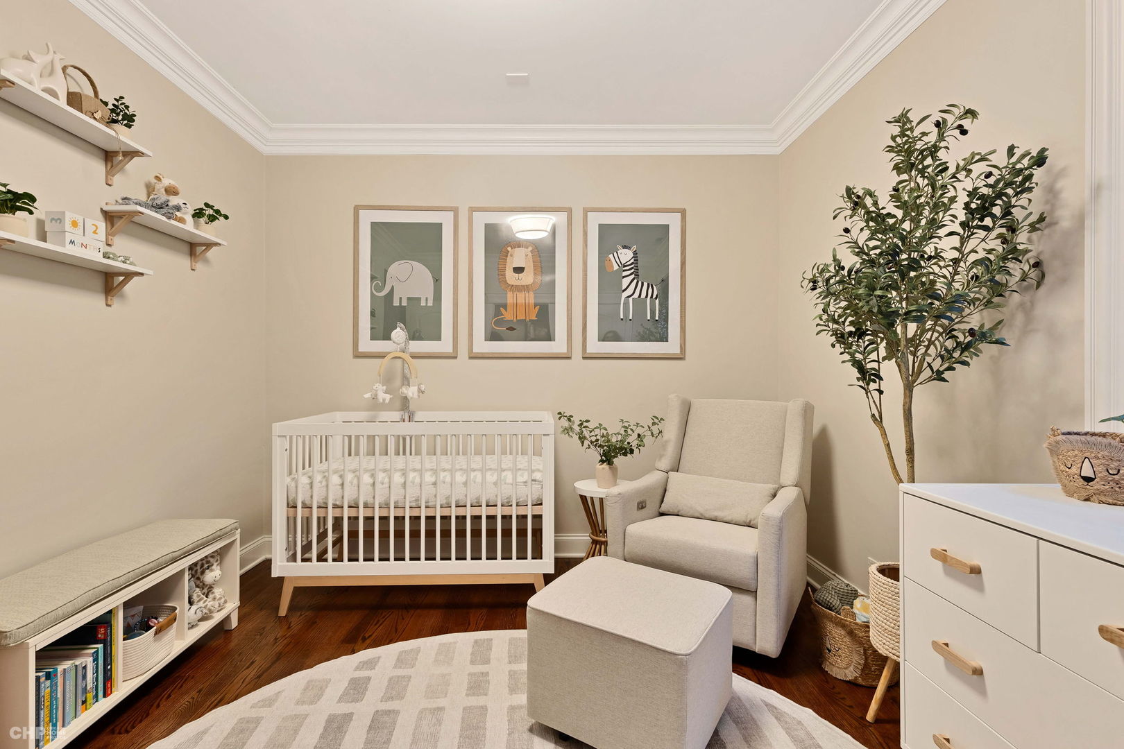 1045 W Monroe Street Unit: 4