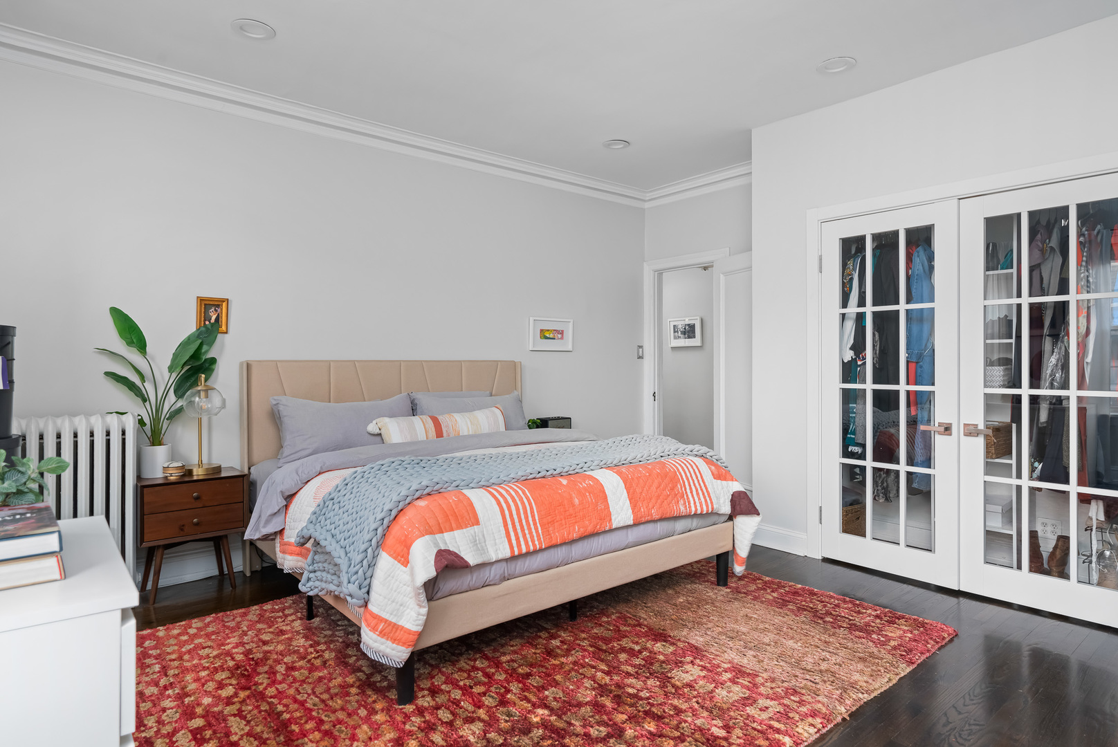 559 W Roscoe Street Unit: 3W
