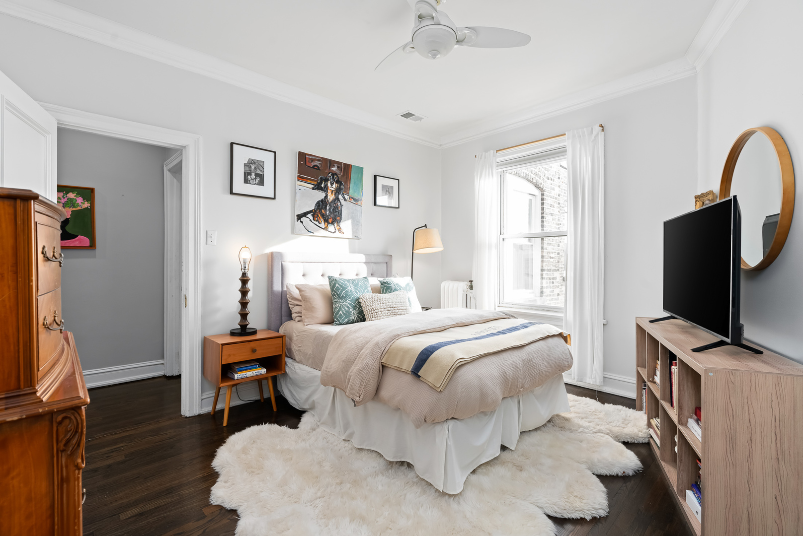 559 W Roscoe Street Unit: 3W