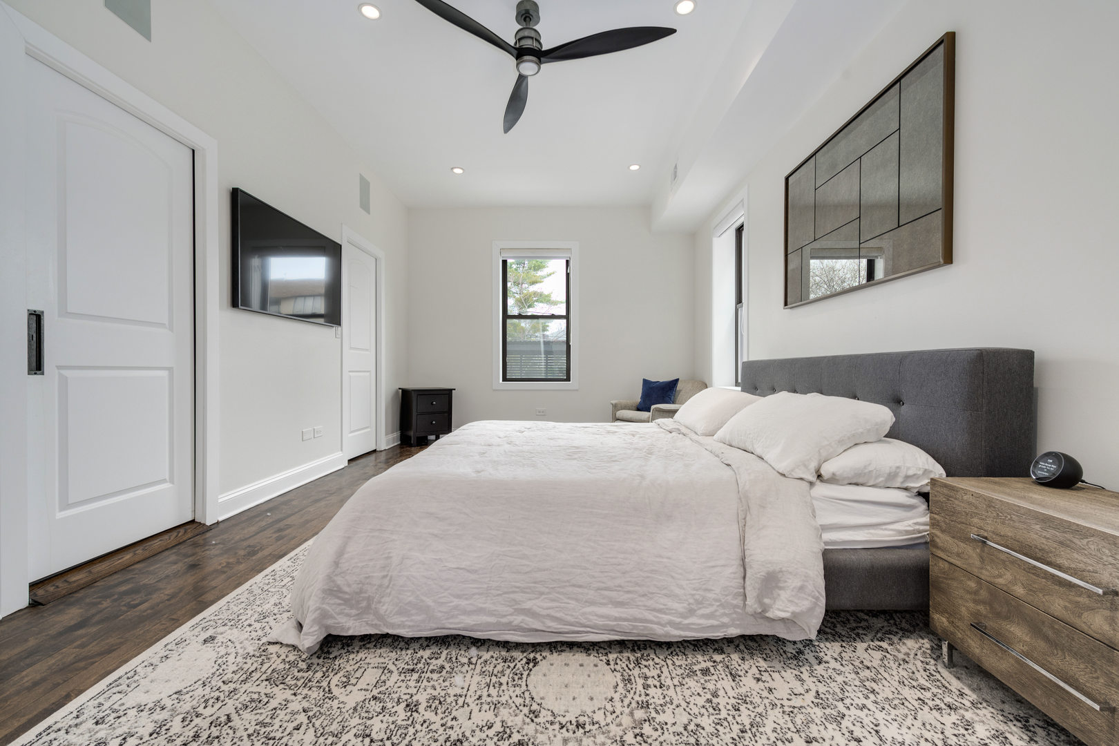 2224 W Huron Street